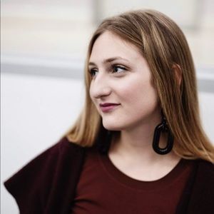 Meet your Posher, Olivia